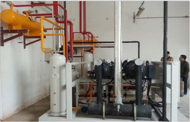 制冷機組完善的自動保護設施